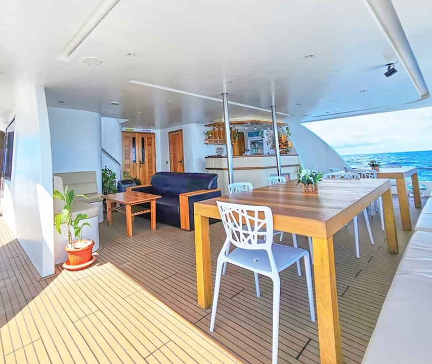 Luxury safari boat for sale in the Maldives - photo 7